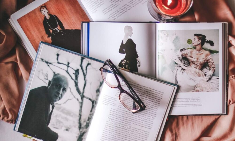 13 книг, которые помогут вам стать стилистом для себя: выбор экспертов из Минска