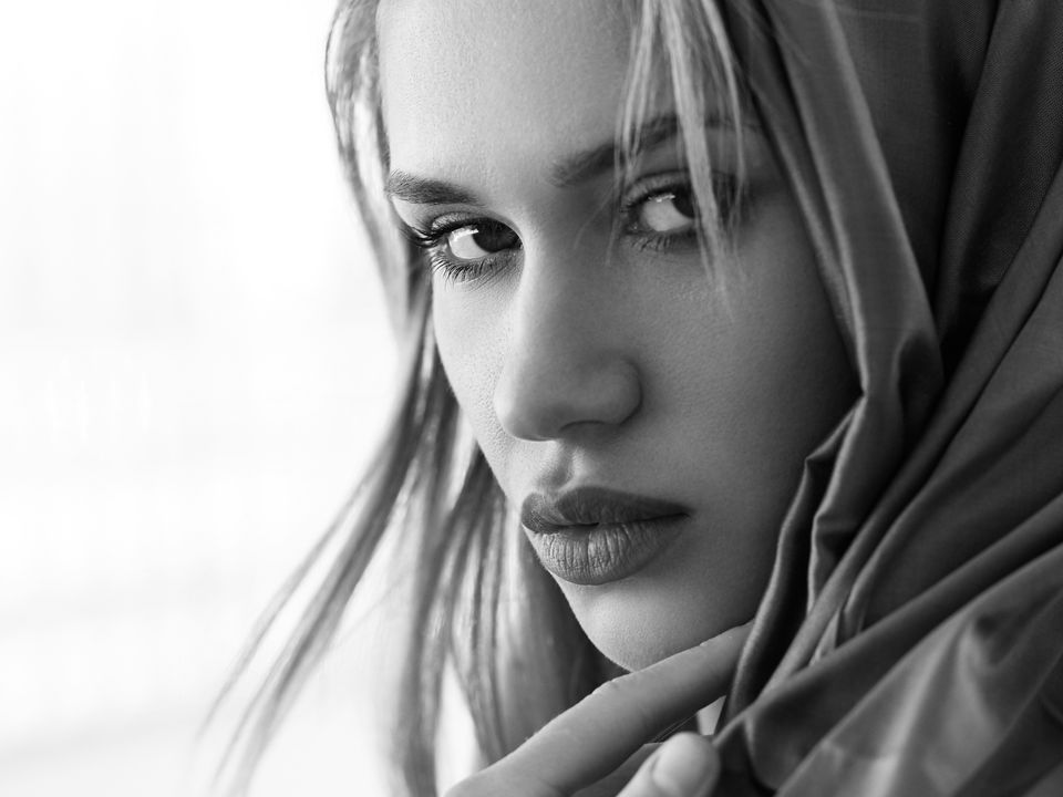 Как распознать манипуляторов: 5 признаков скрытого давления