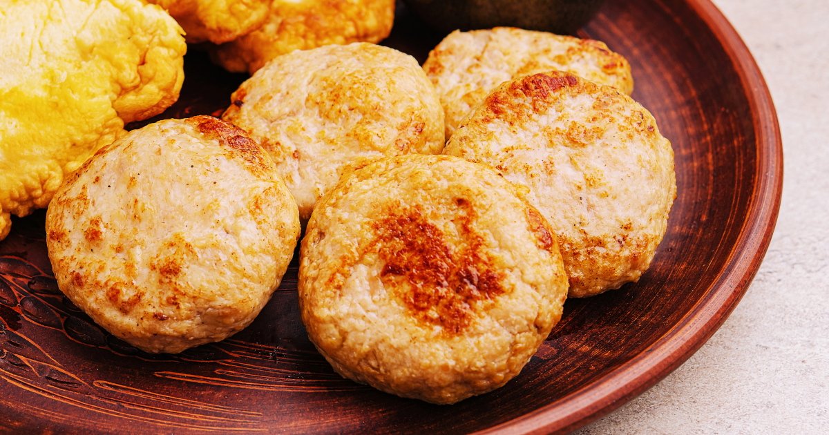 Секрет сочных котлет: добавьте этот фрукт для нового вкуса