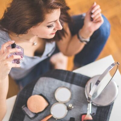 Секреты стойкости: как продлить аромат любимого парфюма на весь день