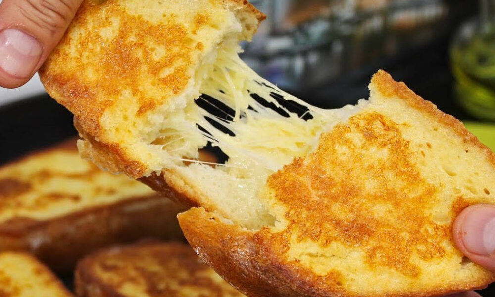 Быстрый завтрак на всю семью за 5 минут: рецепт гренок из 4 ингредиентов