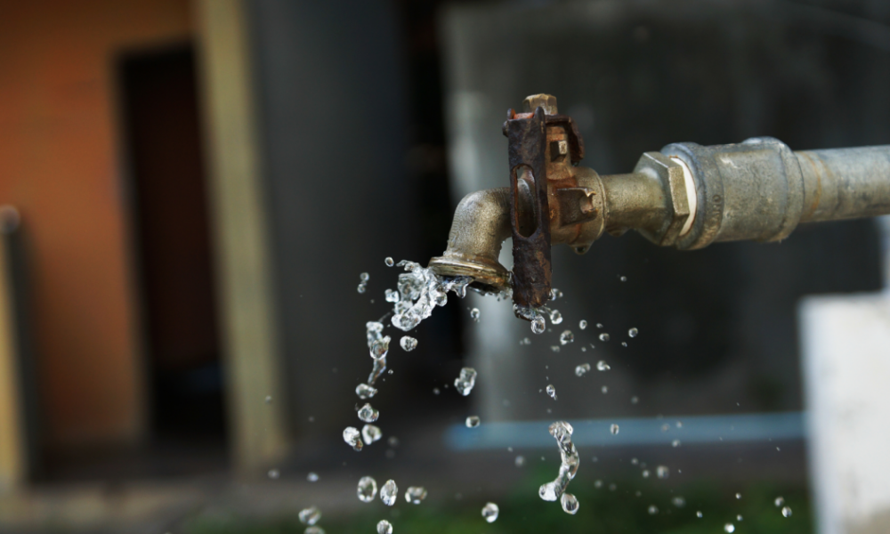 Лайфхак для дома: как прочистить канализацию быстро и легко