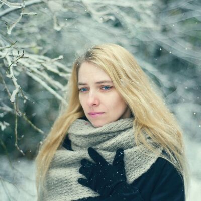 Зимний уход за волосами: секреты красоты и здоровья от звезд