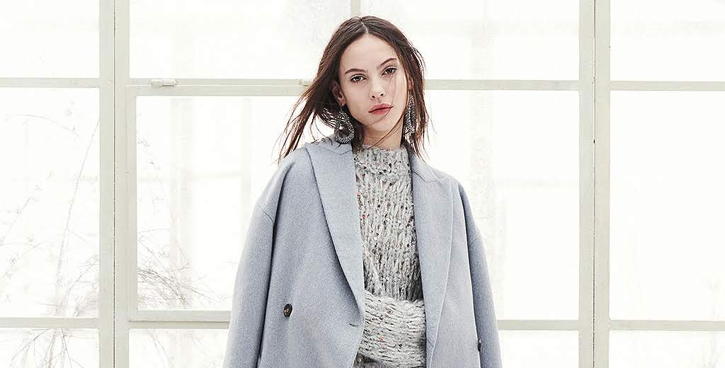 Весенний гардероб 2022: модные пальто, шарфы, шапки и главные тренды сезона