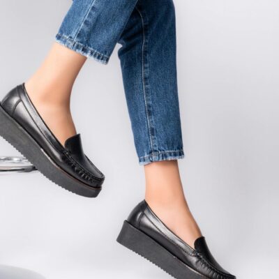 Как носить новое обувь без мозолей: секреты комфорта от звезд