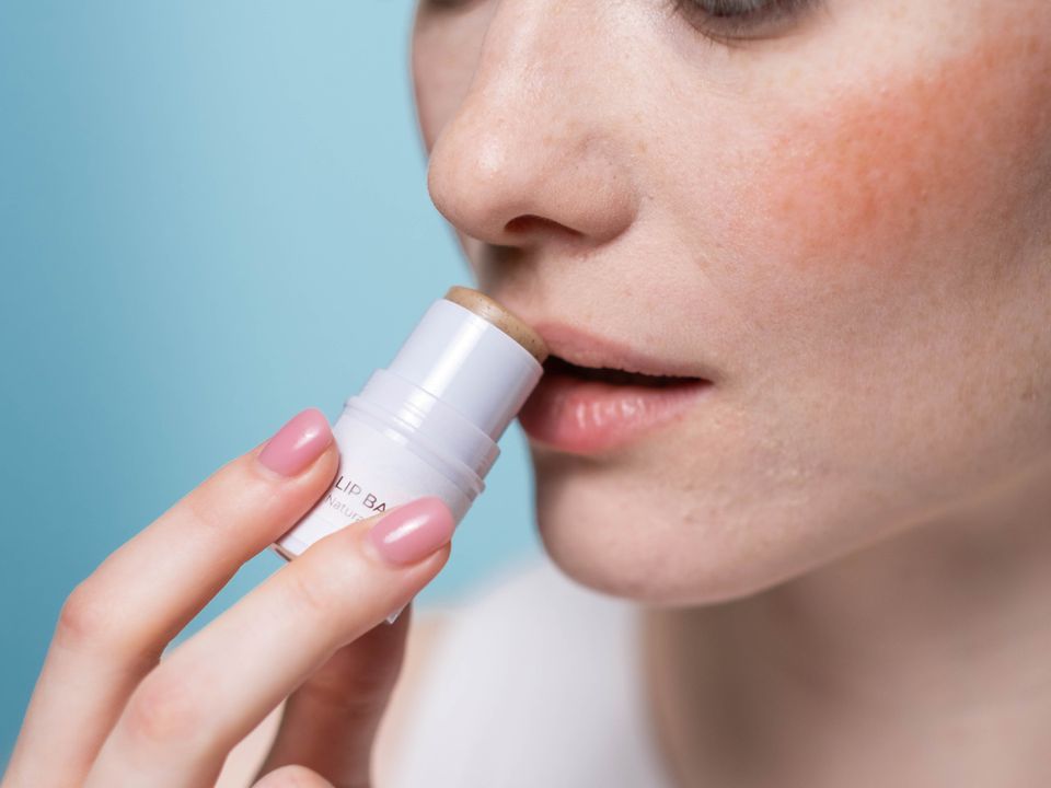 Сухие губы: причины и эффективные решения для красоты и здоровья