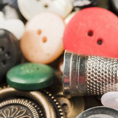 Старые пуговицы: 5 креативных идей для уюта в доме, которые знают все хозяйки