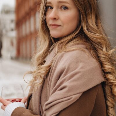 Мороз и красота: как холод влияет на волосы звезд и что советуют эксперты