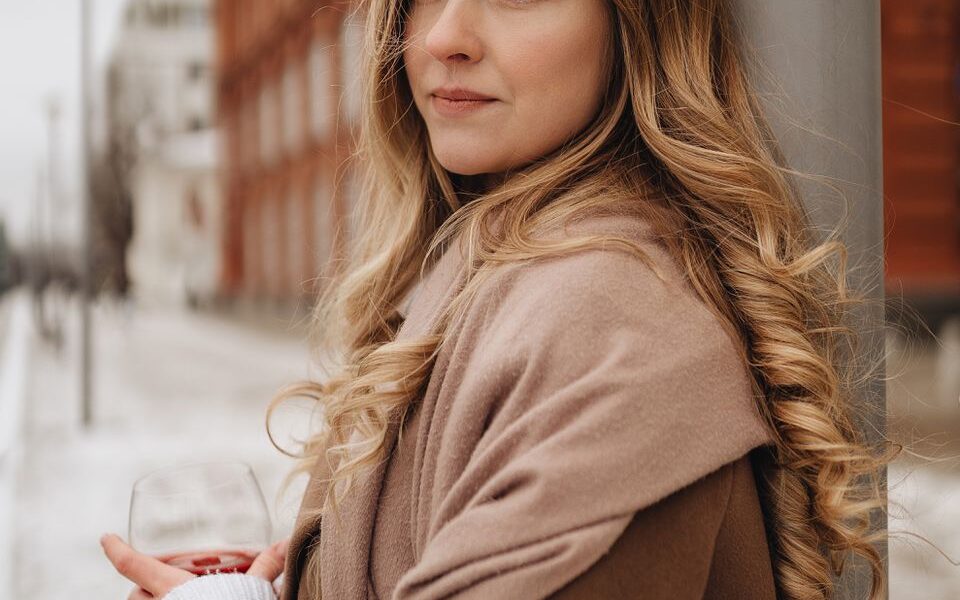 Мороз и красота: как холод влияет на волосы звезд и что советуют эксперты