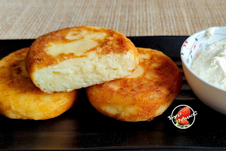 Нежные творожно-картофельные оладьи: простой рецепт для всей семьи