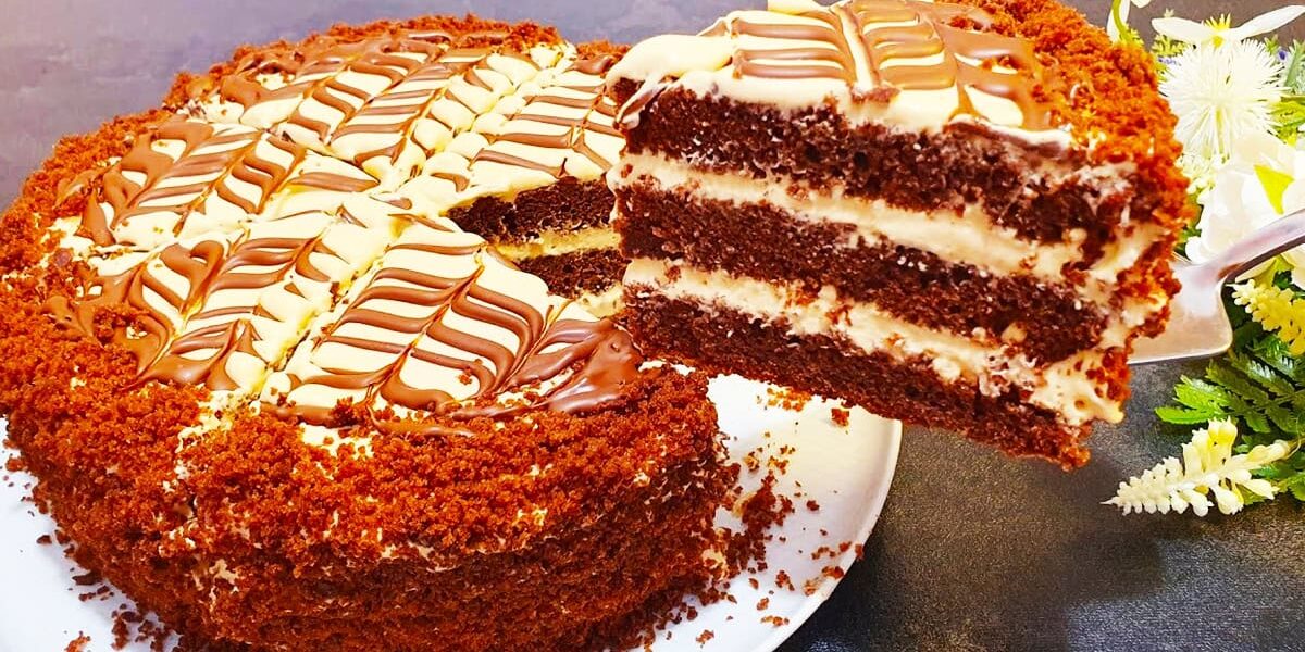 Быстрый торт "Помощник": Идеальный десерт для занятых женщин – вкус на 5+, готовка за 2 минуты