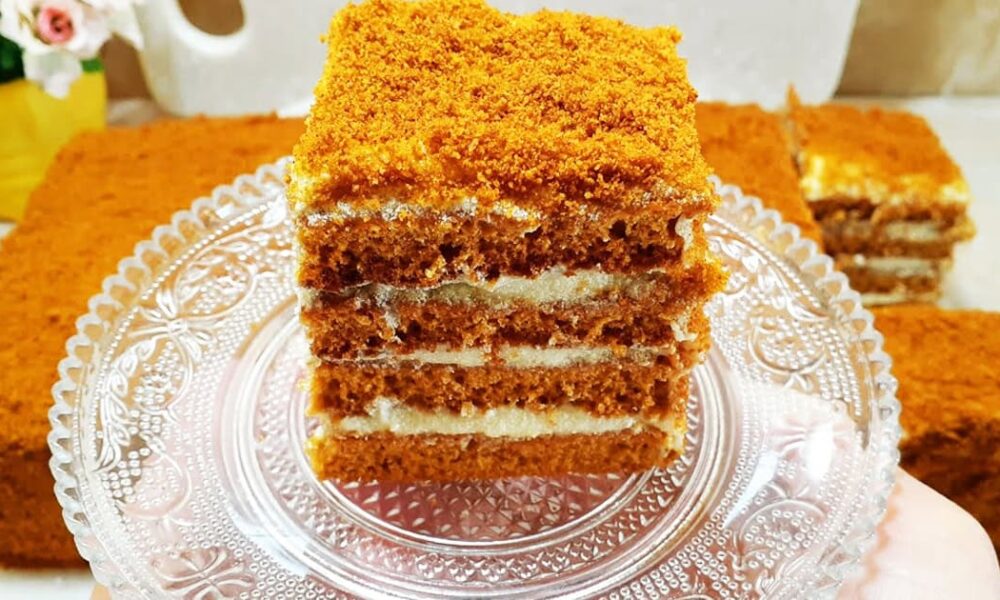 Медовик за 12 минут: быстрый и легкий рецепт для идеального торта