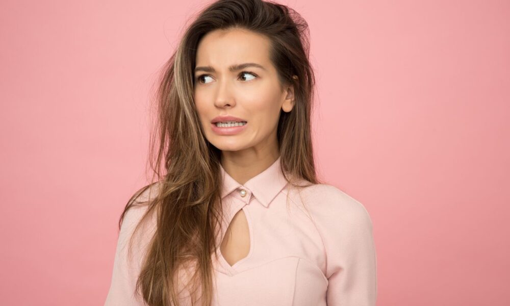 Домашние средства вместо сухого шампуня: секреты красоты звезд