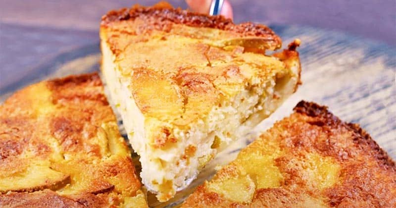 Манник на кефире с яблоками и грушами: простой рецепт вкуснее шарлотки