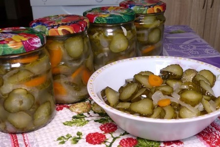 Огурцы на зиму: простые и вкусные закусочные салаты