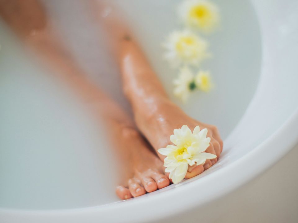 4 вредные привычки, которые портят красоту ваших ног