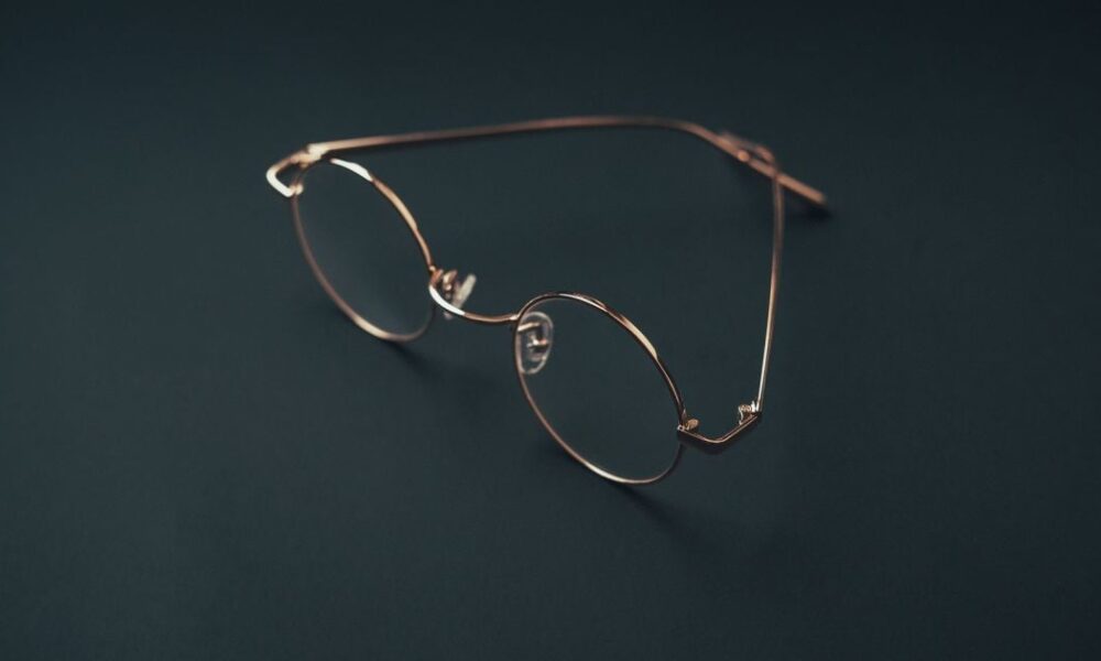 Зимний комфорт: как избавиться от запотевания очков раз и навсегда