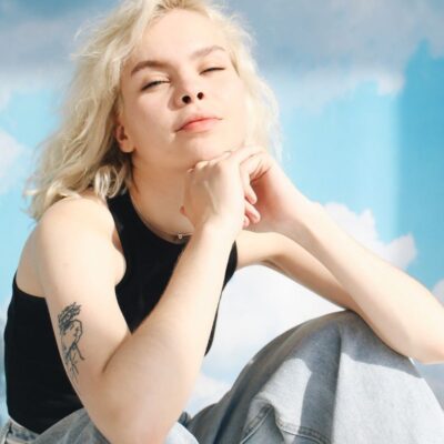 Секреты идеальной линии подбородка: как добиться красоты как у звезд