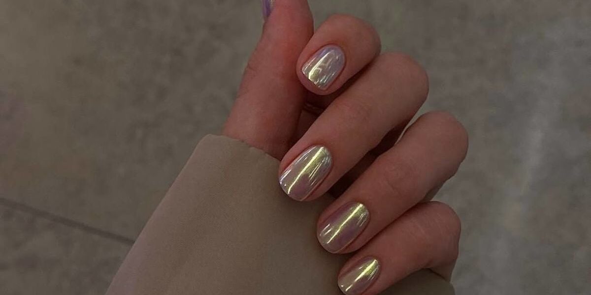 Зимний маникюр: тренды и идеи для коротких ногтей