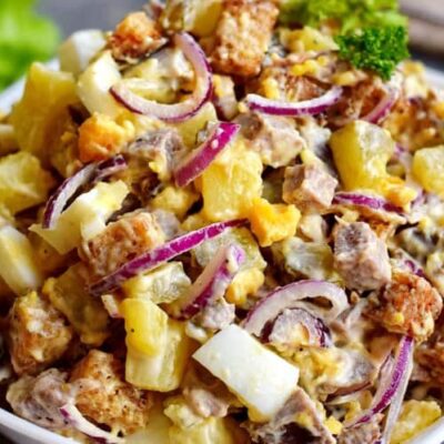 Сытный и вкусный салат "Счастливый мужчина": рецепт, который оценит ваша семья