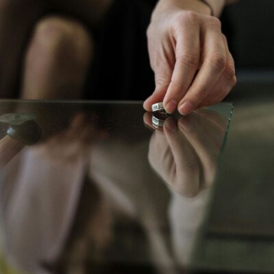 Главная ошибка женщин в отношениях, ведущая к разводу: почему это важно знать