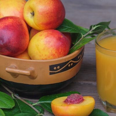 5 причин добавить персики в рацион для вашего женского здоровья